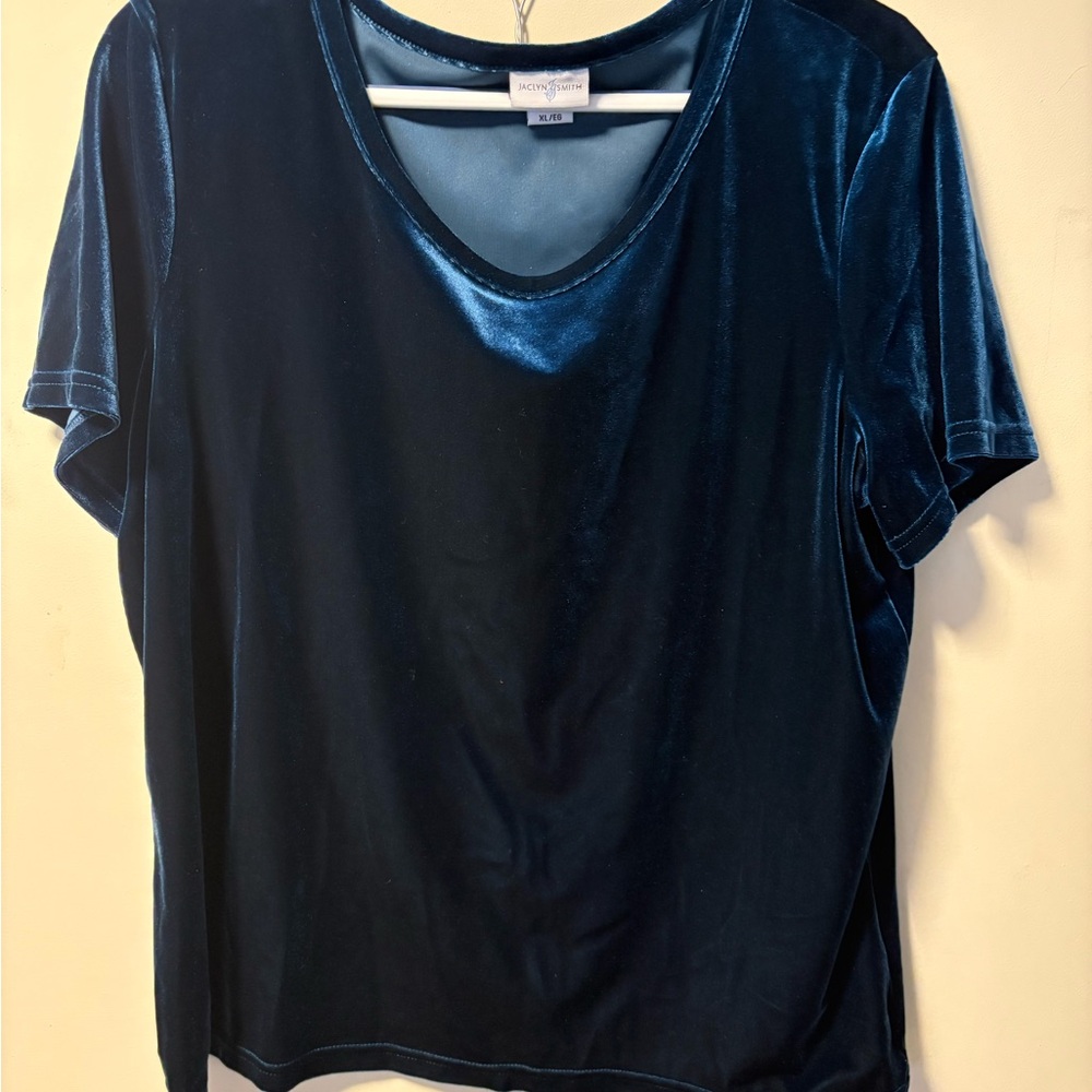 Jaclyn Smith Velvet Short Sleeve Tee in Deep Navy